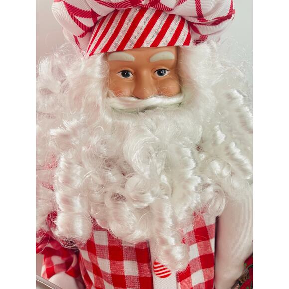 North Pole Trading Co Santa Claus Figurine, Chef Santa, Baker Santa, 2024 - Picture 6 of 8